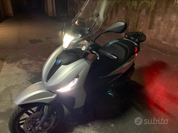 Piaggio Beverly 400 anno 2024