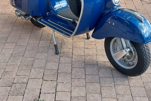 Vespa sprint veloce del 77