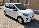 volkswagen-up-1-0-benzina-metano-adatta-a-neopa