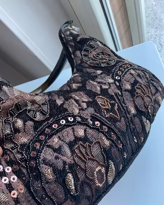 Borsa mezzaluna damascata marrone manico legno