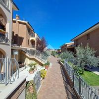 PORZIONE DI BIFAMILIARE A RIGNANO FLAMINIO