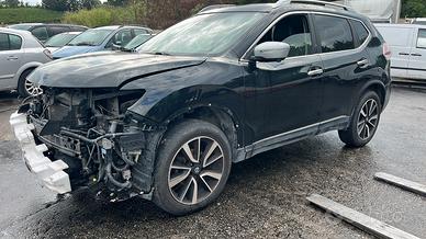 Nissan X-trail  2015
Motore rotto