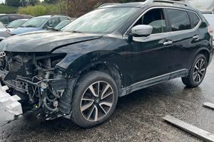 Nissan X-trail  2015
Motore rotto