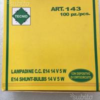 Lampadine trasparenti chiare