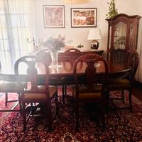 Mobili in stile classico - sala da pranzo in legno