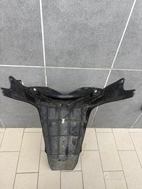 Parafango portatarga sh 125 2013/2016