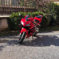 Honda cbr 600 rr