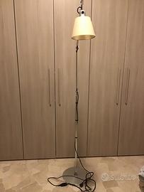 LAMPADA DA TERRA MARCA: ARTEMIDE