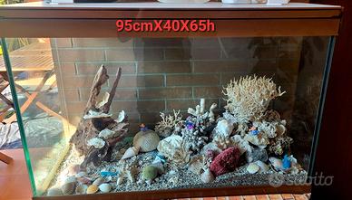 Acquario 95x40x65h buono stato 150€