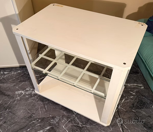 Mobile porta TV con ripiano in vetro e ruote