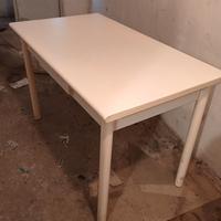 Tavolo da cucina bianco 