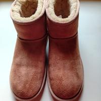 UGG Australia