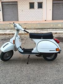 Piaggio Vespa PX 125 E