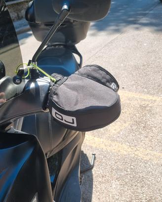 coprimani invernale scooter 