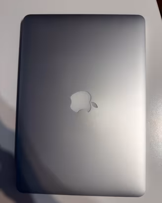 Apple MacBook Pro 13”
