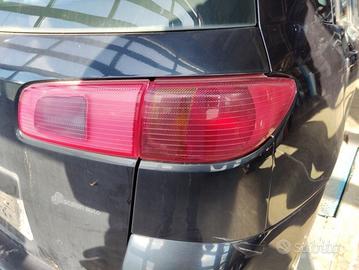Fanale posteriore destro MAZDA 2 del 2004