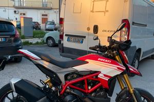 Ducati hypermotard 939 SP
