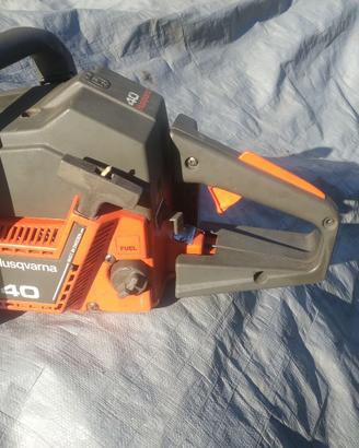 MOTOSEGA HUSQVARNA 40 per RICAMBI