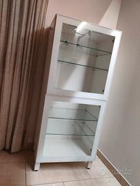 Vetrina IKEA BESTA - Ante GLASSVIK e Ripiani in ve