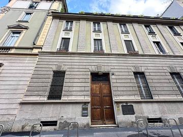 Immobile di 120 m² con 5 locali a Milano