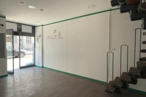 Bottega Con Soppalco Zona Tribunale