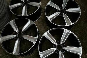 Cerchi in lega AUDI rs4 20 pollici