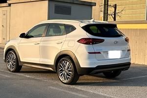 Hyundai Tucson 48v ibrida