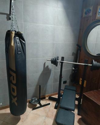 sacco da boxe più panca 