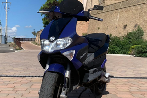 Si vende runner motore 70