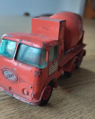 camion Matchbox 1/64