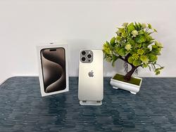 iPhone 15 Pro Max 256GB Titanio Apple Garanzia