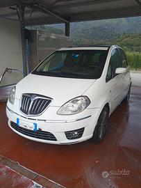 Lancia Musa 1.9mtj
Musa II 2007 1.9 mjt Platino