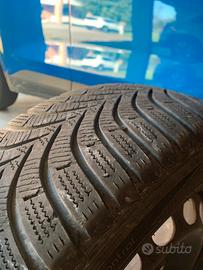 Cerchi in ferro e pneumatici invernali 205 55 r16