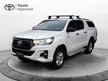 Toyota Hilux 2.4 D-4D 4WD 4 porte Double Cab ...
