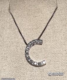 COLLANA LETTERA C IN ORO BIANCO 18kt. E DIAMANTI