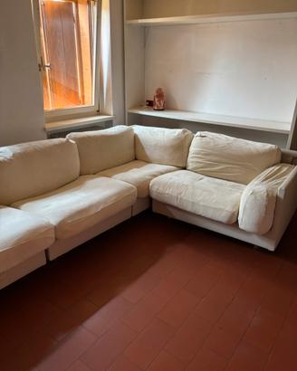 Divano angolare cuscini in piuma