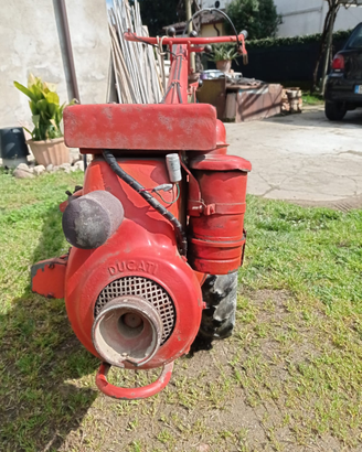 Motocoltivatore Pasquali motore Ducati