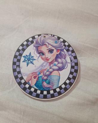elsa disney in abito elegante di ghiaccio 