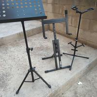 Stand , leggio, reggi chitarre