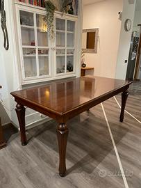 Tavolo in ciliegio allungabile