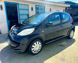 Peugeot 107 1.4 HDi 5p. Plaisir