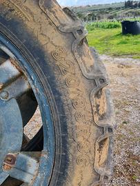 Ruote trattore agricolo marca ALLIANCE