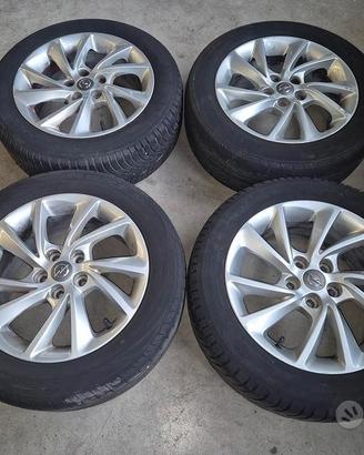 Cerchi In Lega Da 16" Per Opel Astra K