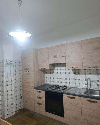 Casa con Due Stanze per studentesse/lavoratrici M