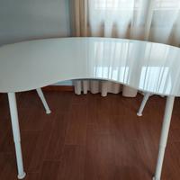 Scrivania in vetro bianco