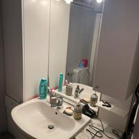 Mobile bagno con lavabo