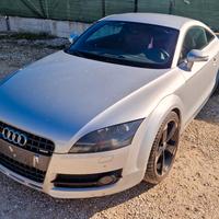 Audi TT 8j 2.0 TDI quattro cbb per ricambi (2a)