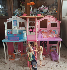 Casa A Tre Piani Con Ascensore Barbie + bambole - Tutto per i bambini In  vendita a Napoli