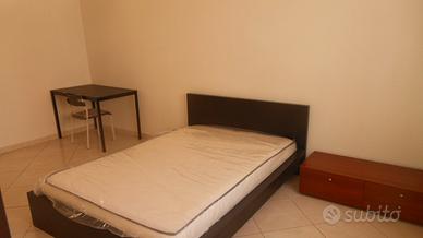 330 euro camera singola Torino Sud via Quarello