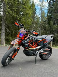 Ktm 690 smc-r A2